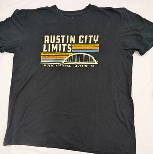 Panic! At The Disco Grey Tee Graphic Of Man Silhouette And Flying Bats XL